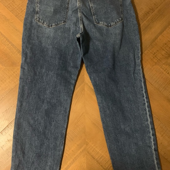 Old Navy Distressed Boyfriend Mid Rise Jeans Sz 12 - Picture 6 of 8